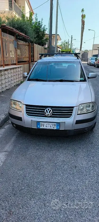 Usata VW Passat 130 CV (95 kW) 2001 Grigio Berlina