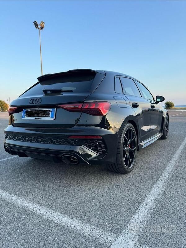 Usata Audi RS3 400 CV (294 kW) 2023 Nero Berlina