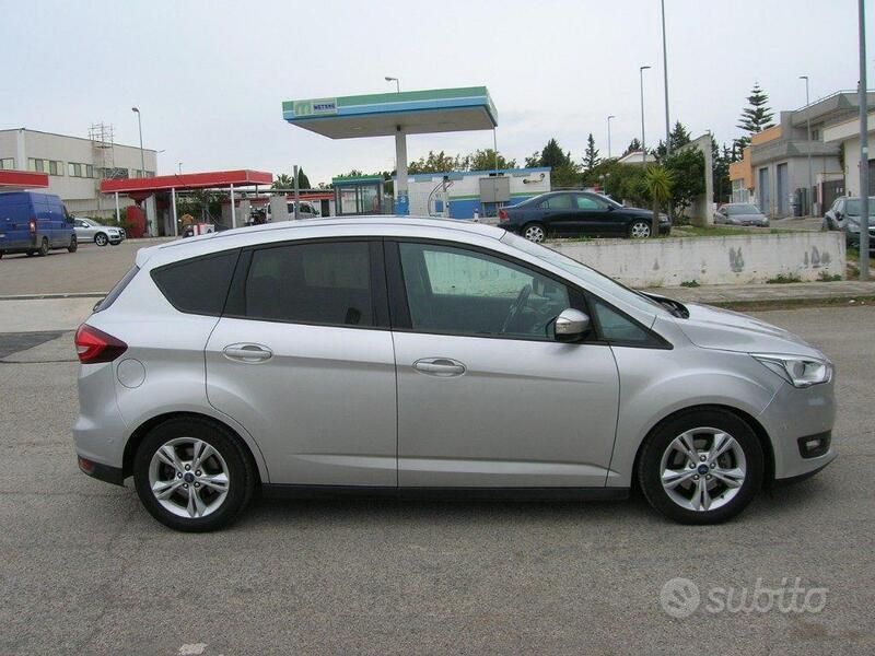 Usata Ford C-MAX Titanium 120 CV (88 kW) 2016 Argento Monovolume