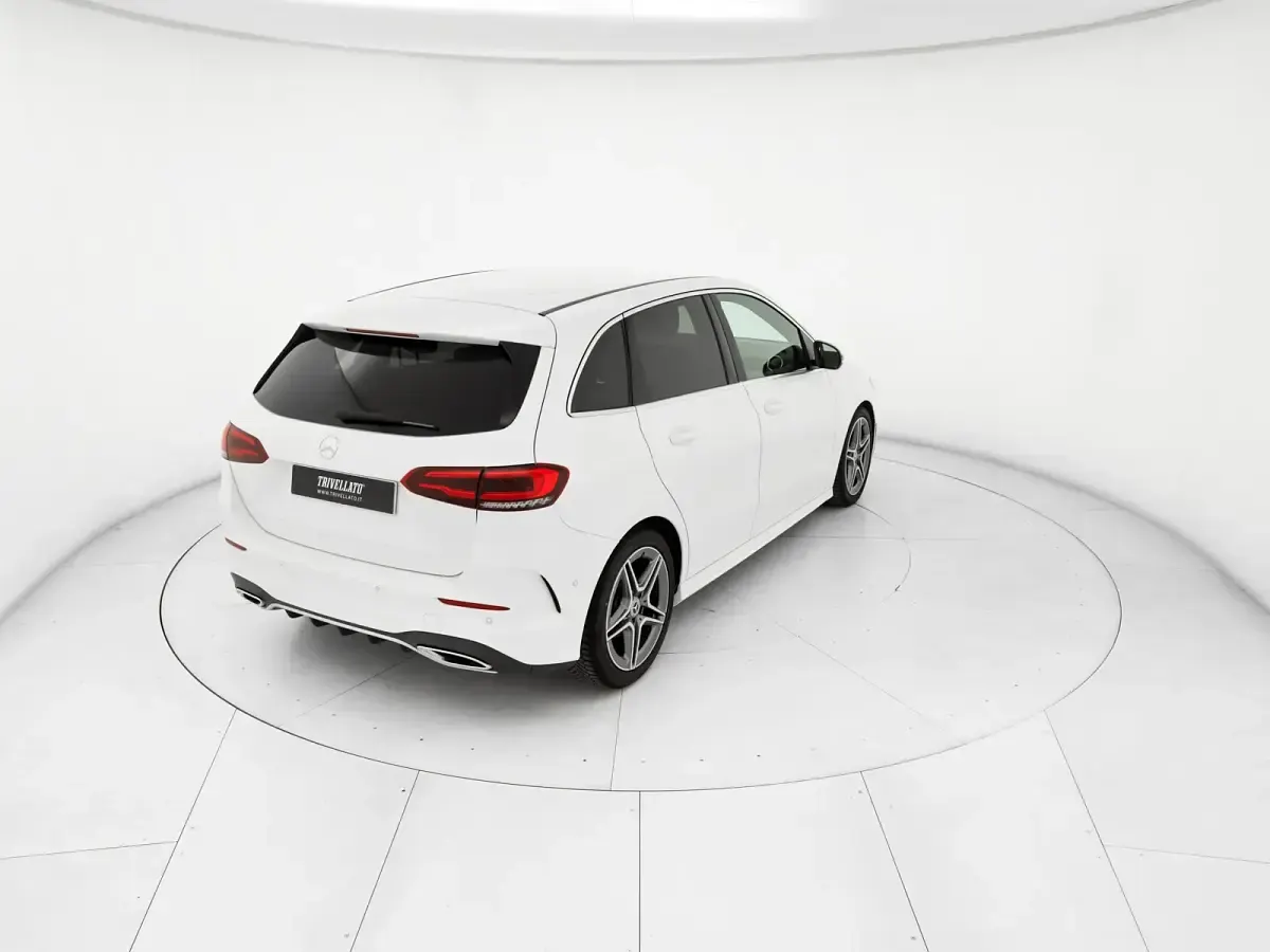 Usata Mercedes B200 Premium 150 CV (110 kW) 2021 Bianco Utilitaria