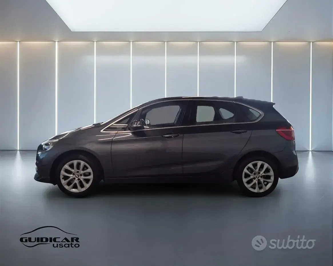 Usata BMW 218 Efficient Dynamics 150 CV (110 kW) 2019 Grigio Station wagon