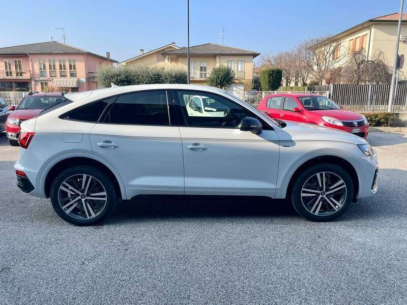 Usata Audi Q5 S-Line 204 CV (150 kW) 2024 Bianco SUV