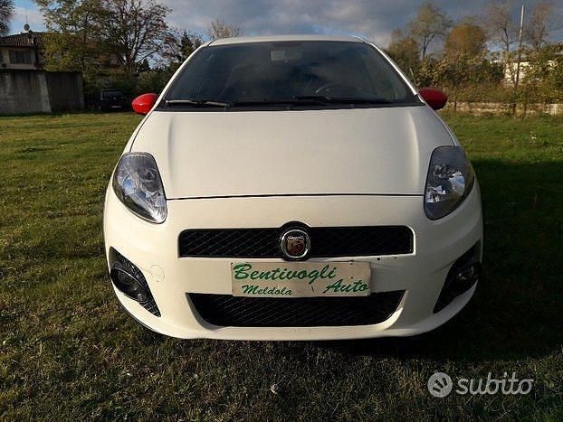 Usata Abarth Grande Punto Esseesse 180 CV (132 kW) 2009 Bianco Utilitaria