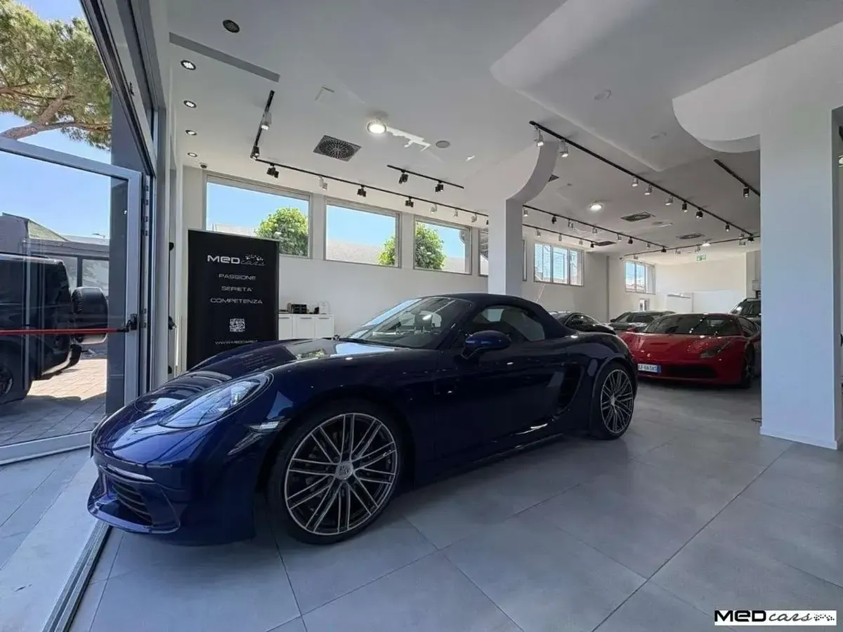Usata Porsche 718 Boxster 300 CV (220 kW) 2024 Blu Cabrio