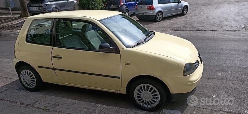 Usata Seat Arosa 60 CV (44 kW) 2005 Giallo Utilitaria