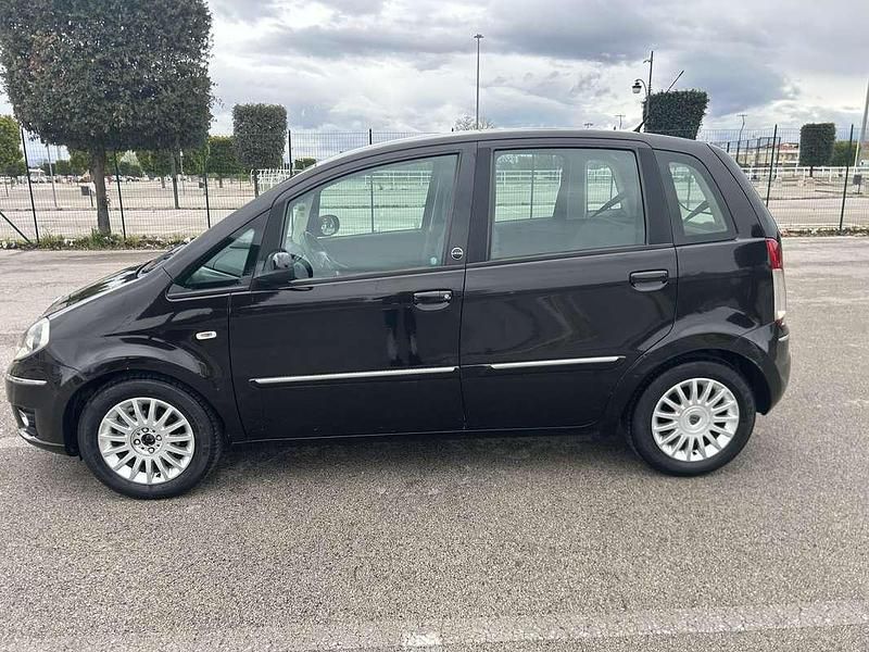 Usata Lancia Musa 77 CV (56 kW) 2012 Monovolume