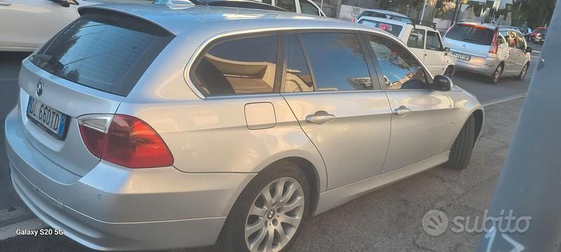 Usata 2008 BMW 330 Station wagon | 4500 € (Super prezzo) - Immagine 1/4