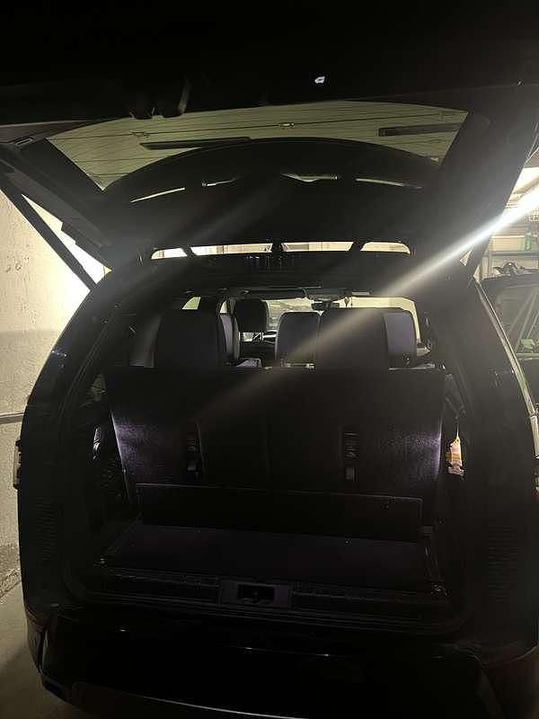 Usata Land Rover Discovery 5 HSE Luxury 241 CV (177 kW) 2018 Nero SUV