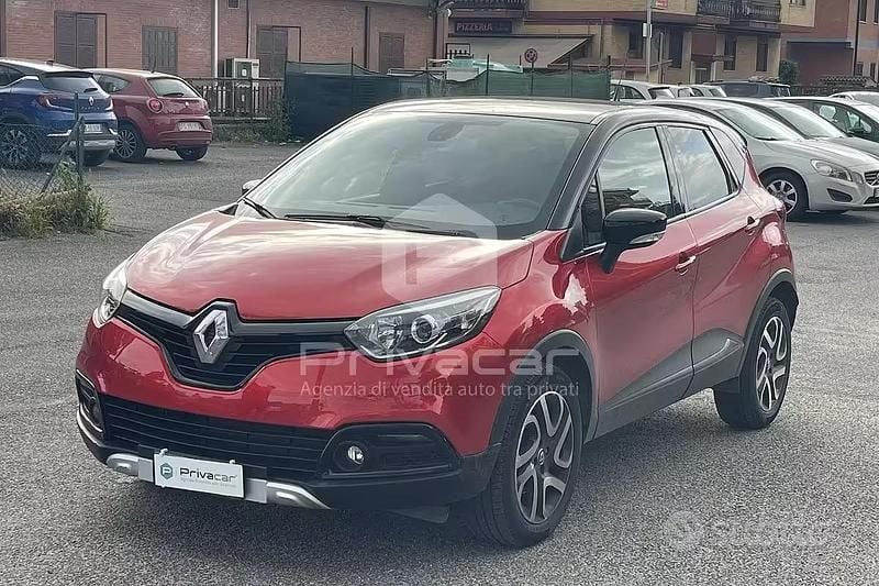 Usata Renault Captur 90 CV (66 kW) 2017 Rosso SUV