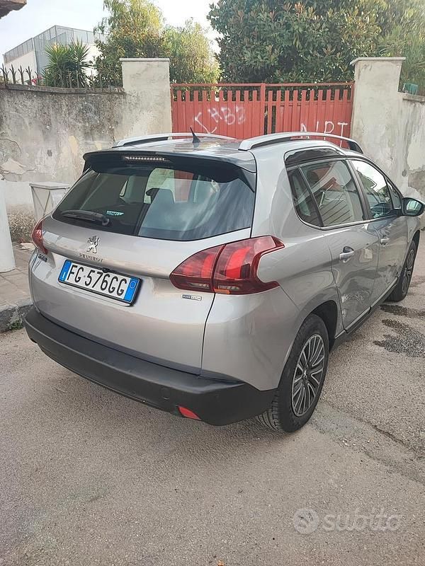 Usata Peugeot 2008 2016 Grigio SUV