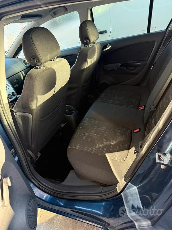 Usata Opel Corsa 2011 Utilitaria
