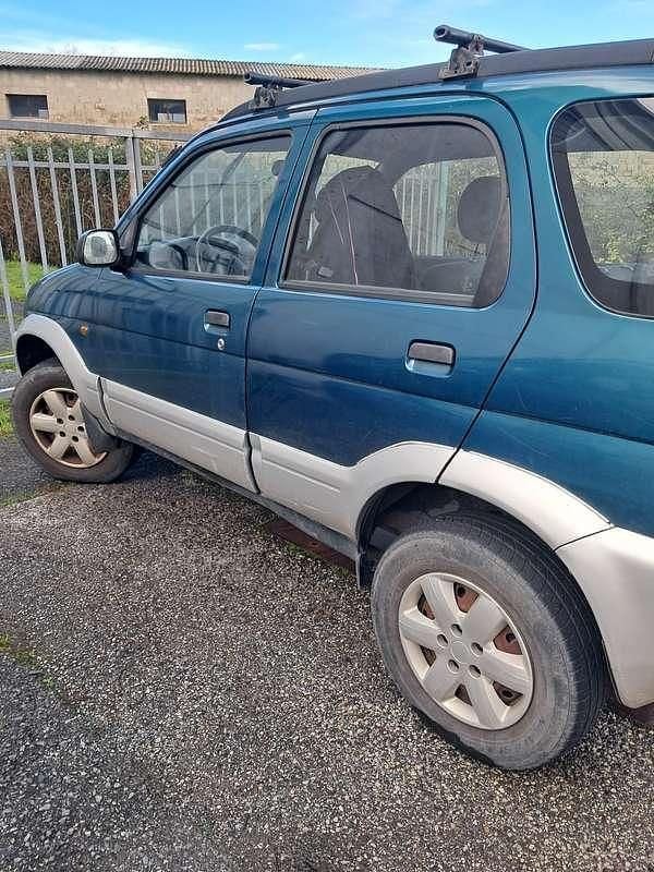 Usata Daihatsu Terios 86 CV (63 kW) 2004 Blu/azzurro SUV