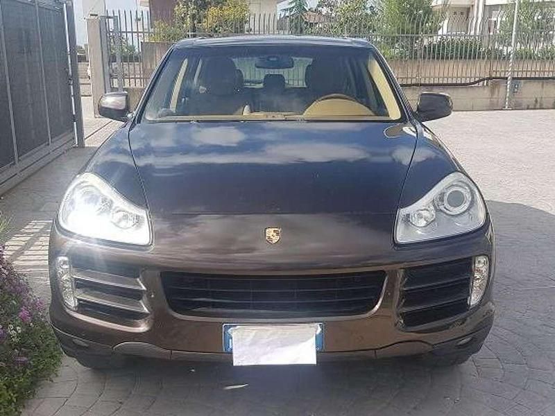 Usata Porsche Cayenne 239 CV (175 kW) 2010 Marrone SUV
