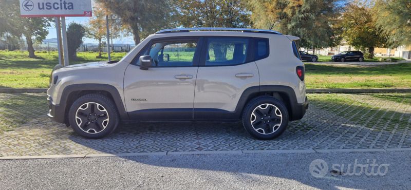 Usata Jeep Renegade Limited 120 CV (88 kW) 2016 Marrone SUV