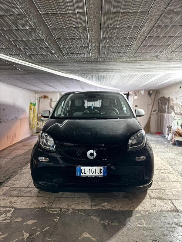 Nero Usata 2016 Smart ForFour Due volumi | 11.499 € (Buon prezzo) - Immagine 1/4