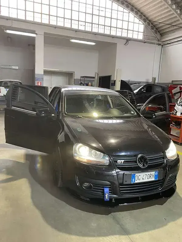 Usata VW Golf V GT 170 CV (125 kW) 2007 Nero Berlina