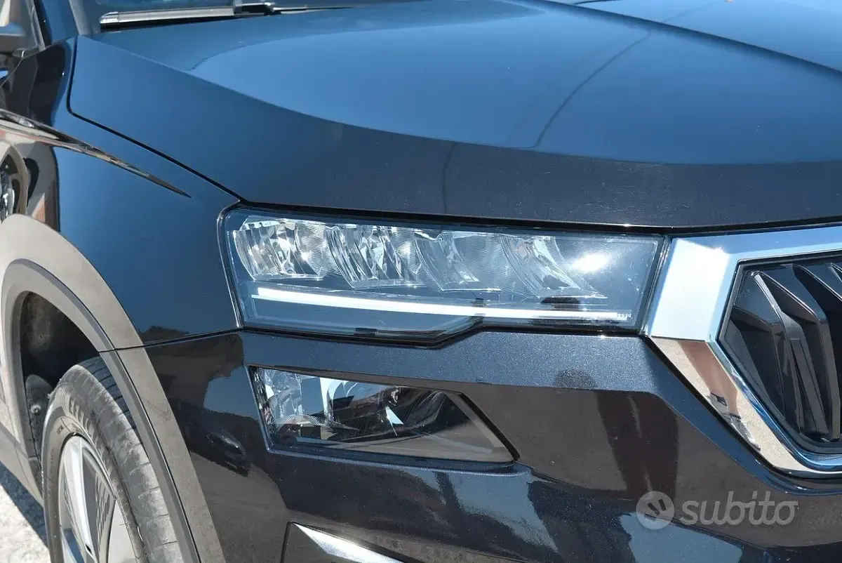 Usata Skoda Karoq Executive 110 CV (80 kW) 2022 Nero SUV