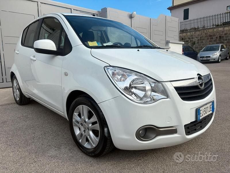 Usata Opel Agila Enjoy 94 CV (69 kW) 2011 Bianco Utilitaria