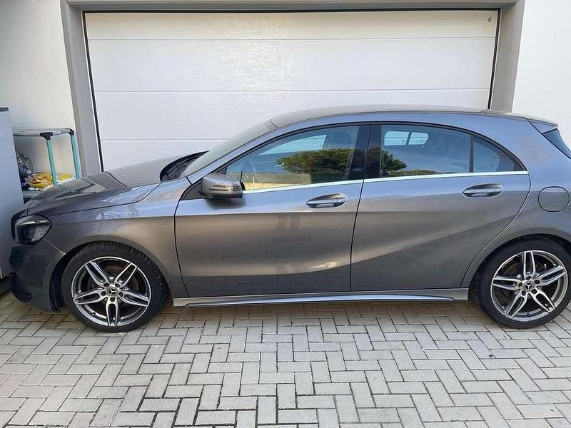 Usata Mercedes CLA180 Shooting Brake 109 CV (80 kW) 2017 Station wagon