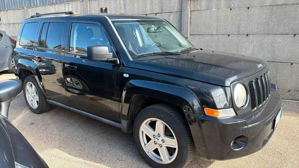 Usata Jeep Patriot Sport 163 CV (119 kW) 2010 Nero SUV