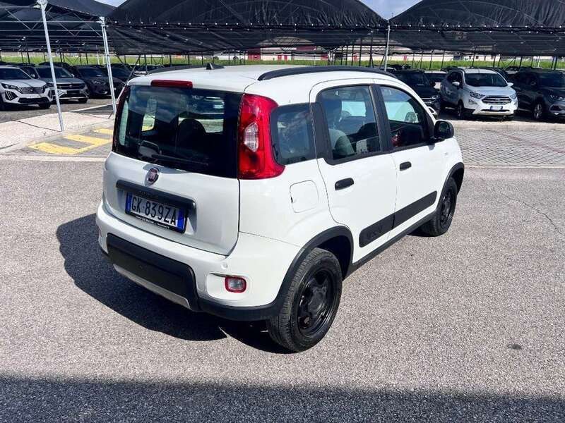 Usata Fiat Panda 4x4 Wild 85 CV (62 kW) 2022 Bianco Utilitaria