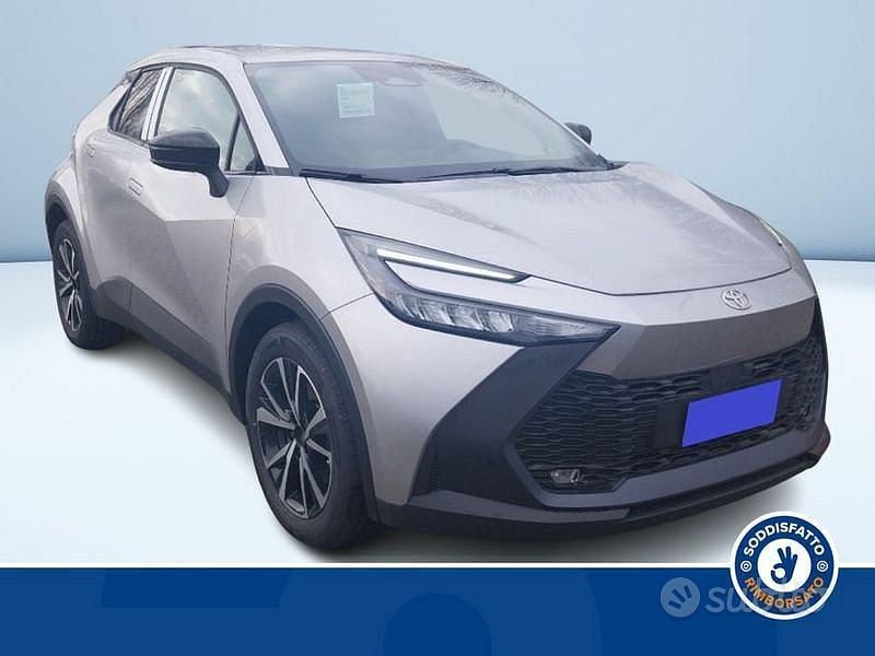 Argento Usata 2024 Toyota C-HR+ Eco SUV | 32.100 € (Buon prezzo) - Immagine 1/3