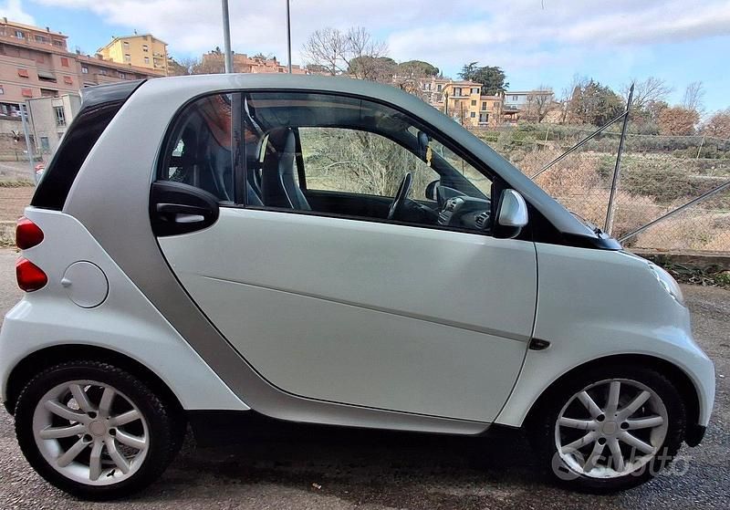 Usata Smart ForTwo Coupé 71 CV (52 kW) 2008 Bianco Coupé