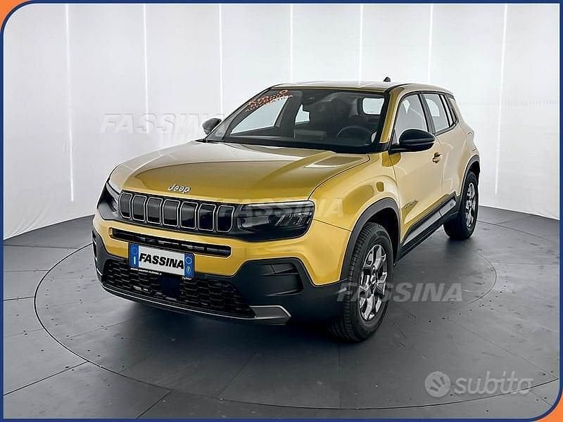 Nuova Jeep Avenger Longitude 110 CV (80 kW) 2025 Giallo SUV