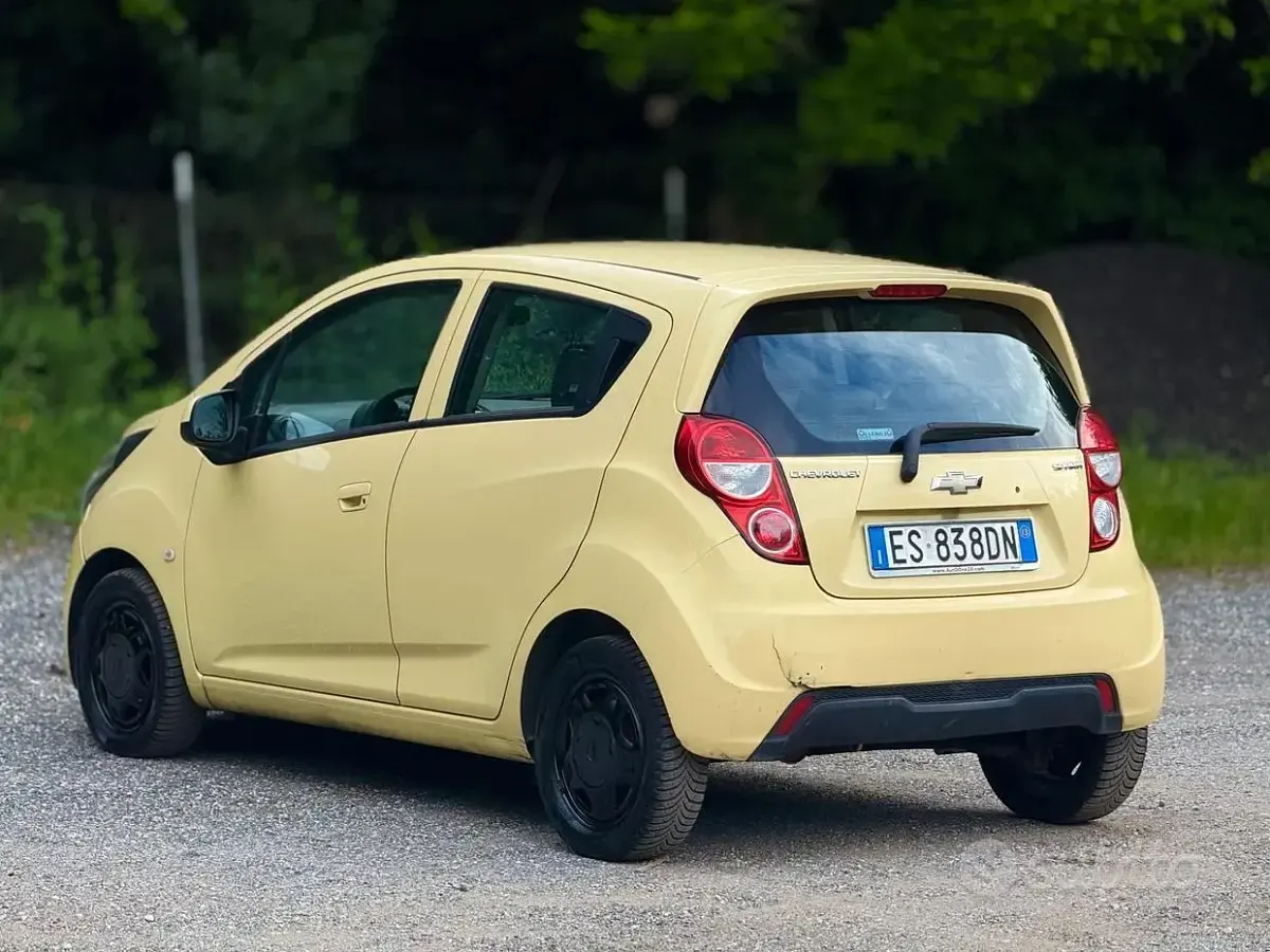 Usata Chevrolet Spark 79 CV (58 kW) 2013 Giallo Utilitaria
