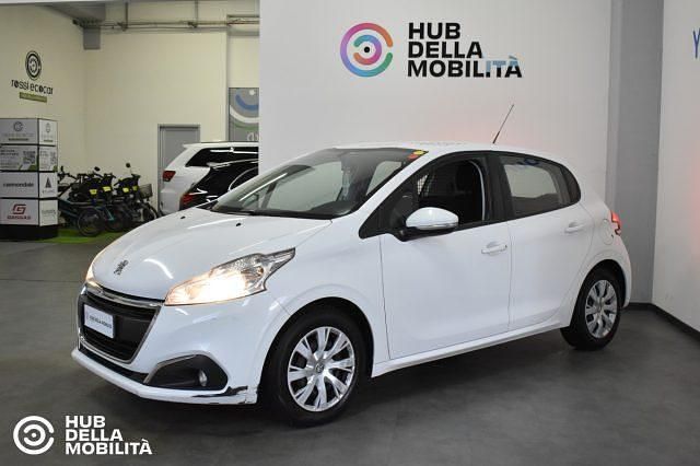 Usata Peugeot 208 Active 75 CV (55 kW) 2018 Bianco Utilitaria
