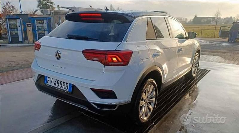 Usata VW T-Roc 150 CV (110 kW) 2019 Bianco SUV