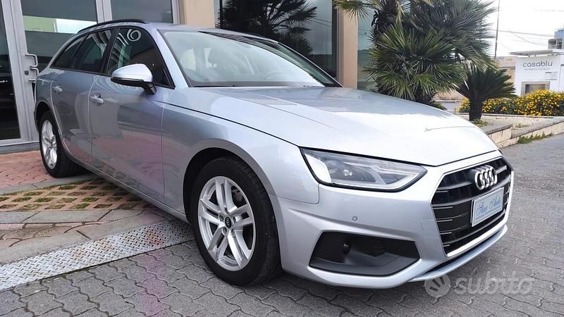 Usata Audi A4 Business 136 CV (100 kW) 2022 Grigio Station wagon