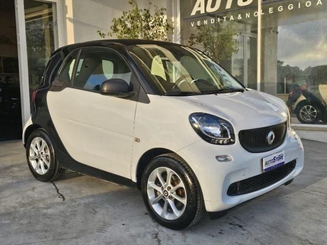 Usata Smart ForTwo Coupé Passion 71 CV (52 kW) 2017 Bianco Coupé