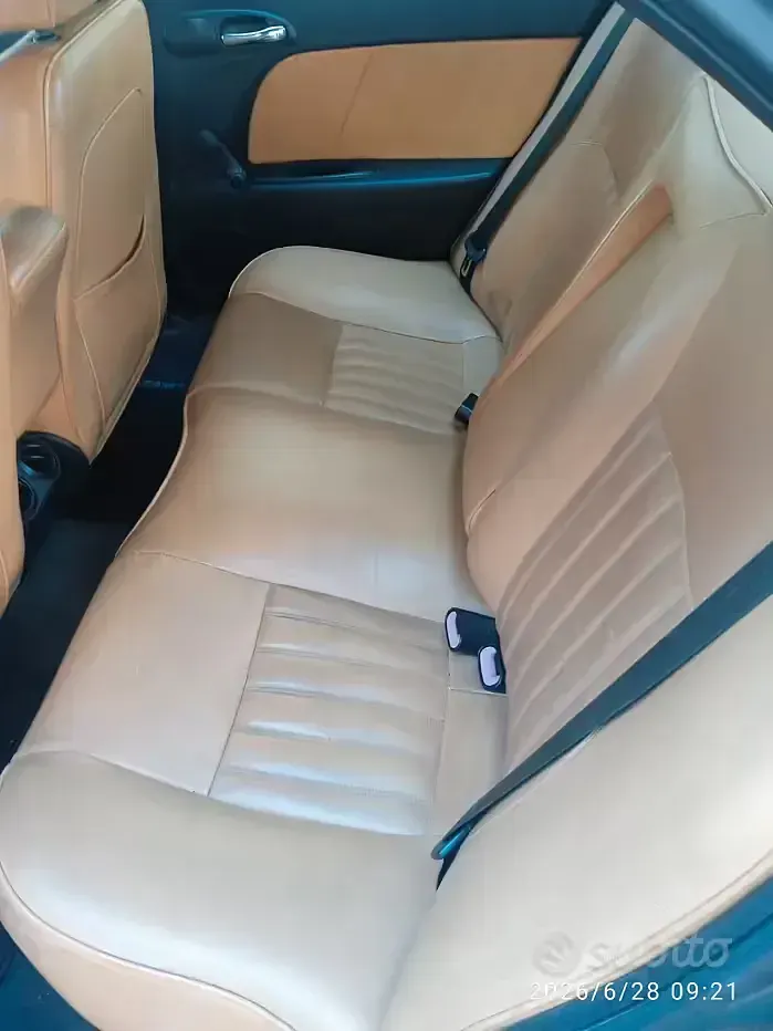 Usata Alfa Romeo 156 144 CV (105 kW) 1999 Bluazzurro Berlina