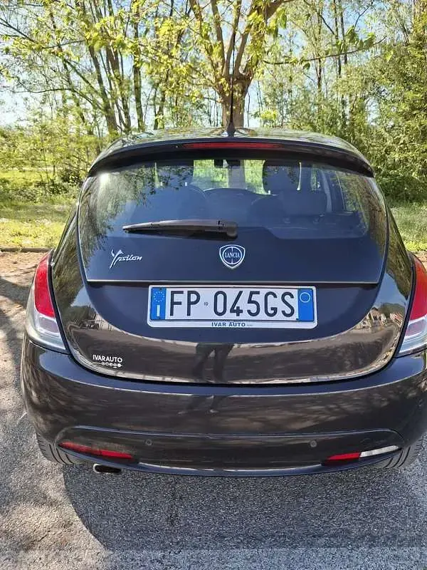 Begagnad Lancia Ypsilon S 86 HK (63 kW) 2018 Halvkombi