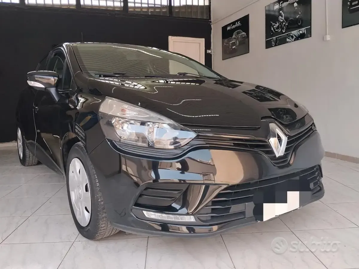 Usata Renault Clio IV 75 CV (55 kW) 2018 Nero Berlina