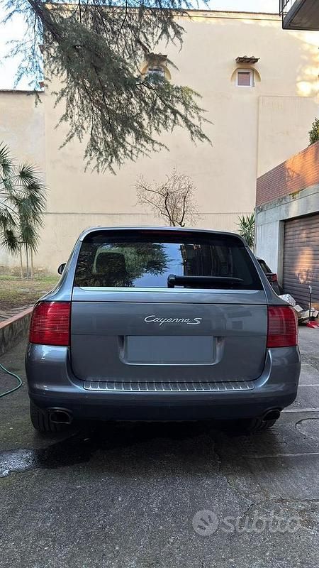 Usata Porsche Cayenne S 340 CV (250 kW) 2003 Grigio SUV