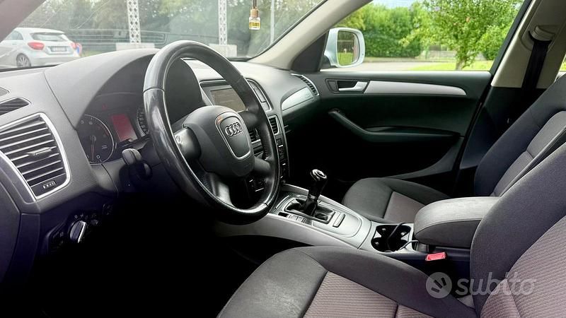 Usata Audi Q5 180 CV (132 kW) 2011 Grigio SUV