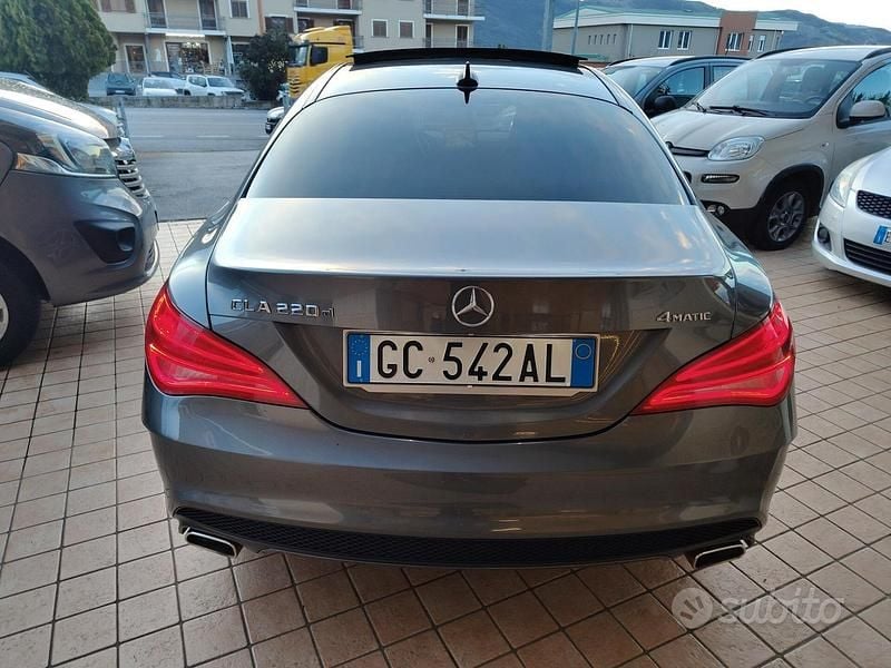 Usata Mercedes CLA220 Premium 177 CV (130 kW) 2018 Grigio Berlina