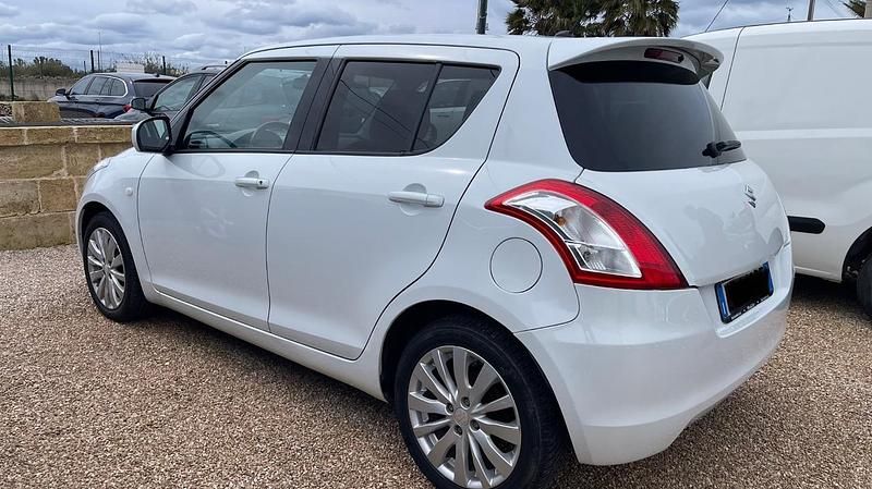 Usata Suzuki Swift GL 75 CV (55 kW) 2011 Bianco Utilitaria