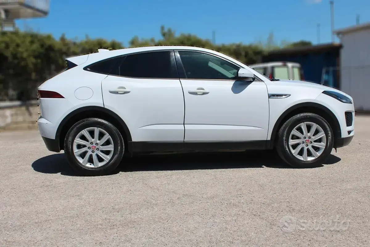 Usata Jaguar E-Pace S 150 CV (110 kW) 2018 Bianco SUV