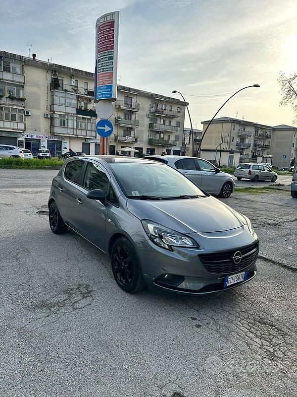 Usata Opel Corsa 2017 Grigio Utilitaria