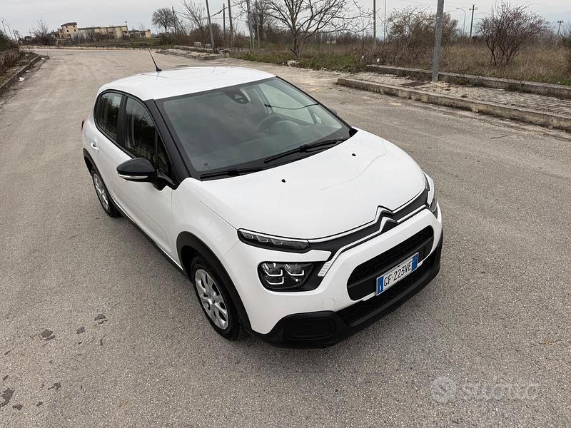 Usata Citroën C3 Feel 102 CV (75 kW) 2021 Bianco Utilitaria