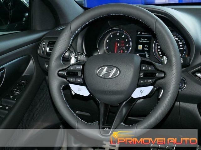 Usata Hyundai i30 N Performance 280 CV (205 kW) 2023 Bianco Berlina