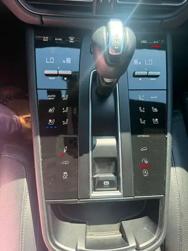 Usata Porsche Macan 265 CV (194 kW) 2022 Nero SUV