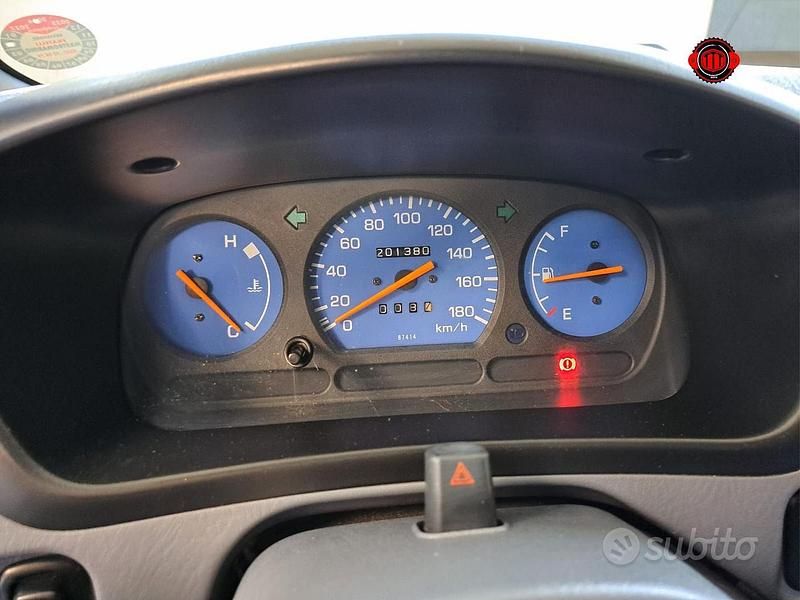 Usata Daihatsu Terios 2000 Blu SUV