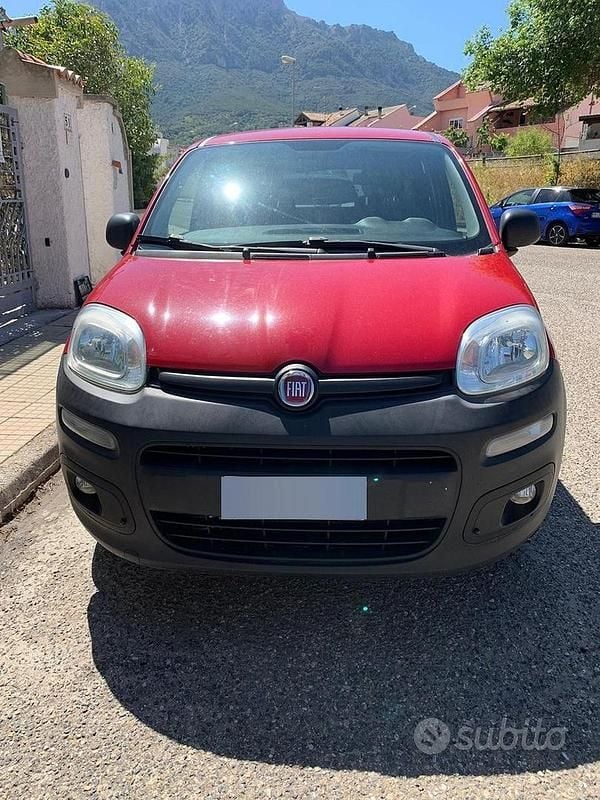 Usata Fiat Panda 80 CV (58 kW) 2016 Rosso Utilitaria