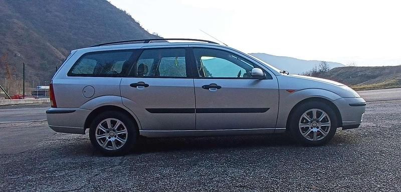 Usata Ford Focus Zetec 116 CV (85 kW) 2003 Station wagon