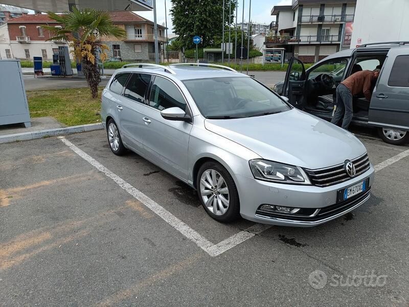 Grigio Usata 2012 VW Passat Station wagon | 10.000 € (Molto cara) - Immagine 1/4