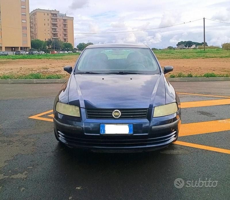 Usata Fiat Stilo Dynamic 116 CV (85 kW) 2003 Blu Berlina